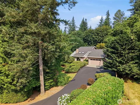 18202 NE 191st St, Woodinville, WA 98077