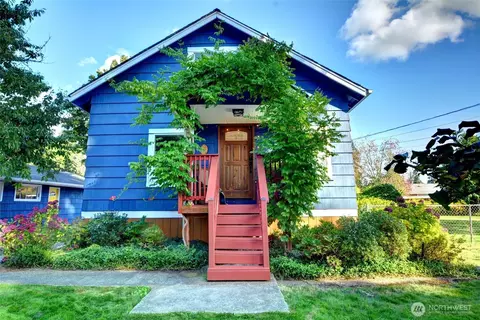 12025 44th Dr NE, Marysville, WA 98271
