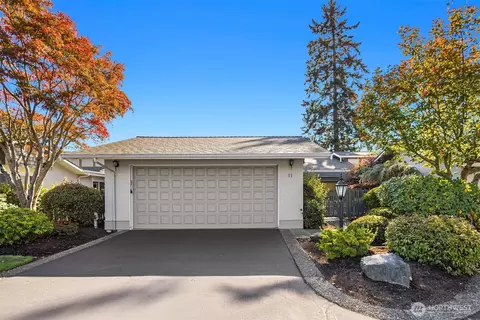 1821 NW 195th St #11, Shoreline, WA 98177