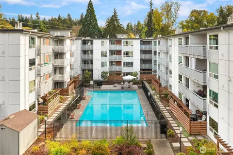 10501 8th Ave NE #430, Seattle, WA 98125