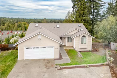 1242 NW Timber Shadow Ct, Silverdale, WA 98383