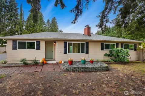 8005 220th St SW, Edmonds, WA 98026