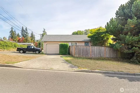 1323 S I St, Port Angeles, WA 98363