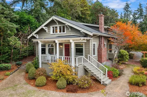 603 Landmark Ct NE, Bainbridge Island, WA 98110