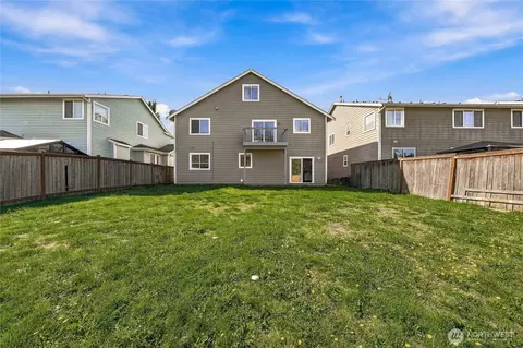 Exterior - 213 Phoenix Ave SW, Orting, WA 98360 photo 4 of 4