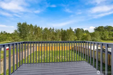 Exterior - 213 Phoenix Ave SW, Orting, WA 98360 photo 3 of 4