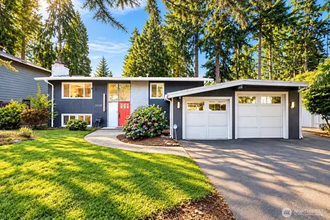 12119 NE 65th St, Kirkland, WA 98033