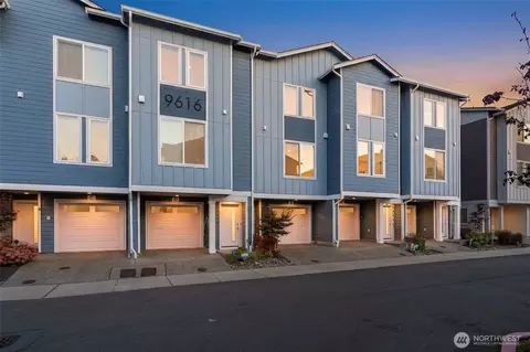 9616 19th Ave SE #C, Everett, WA 98208
