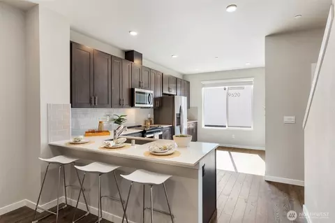 Kitchen - 9616 19th Ave SE #C, Everett, WA 98208 photo 1 of 5