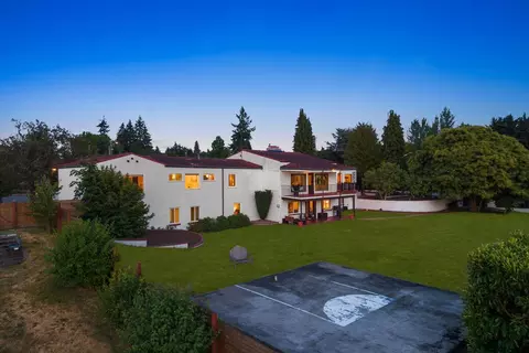 1736 S Jackson Ave, Tacoma, WA 98465