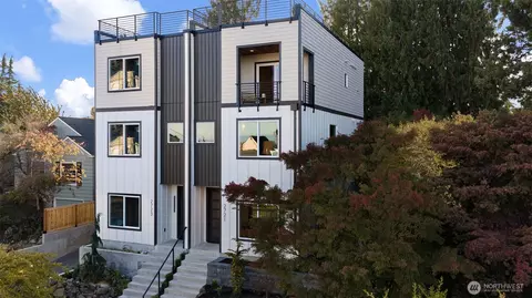 2721 Belvidere Ave SW, Seattle, WA 98126