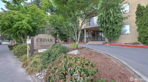 750 N 143rd St #302, Seattle, WA 98133