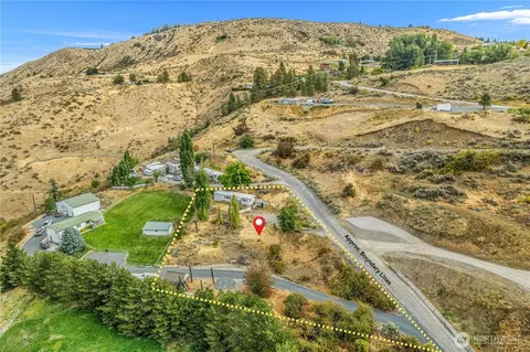 1174 Cranmer Rd, Wenatchee, WA 98801