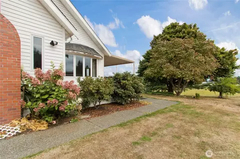 Exterior - 22024 SE 416th St, Enumclaw, WA 98022 photo 10 of 12