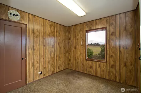 Bedroom - 22024 SE 416th St, Enumclaw, WA 98022 photo 5 of 5