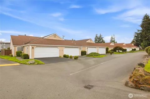 2536 N Narrows Dr #2, Tacoma, WA 98406