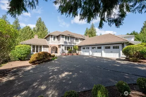 14017 205th Ave NE, Woodinville, WA 98077
