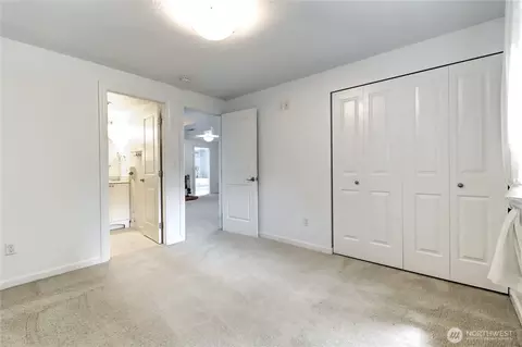 Bedroom - 9315 36th Ave SE, Everett, WA 98208 photo 3 of 5