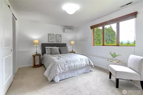 Bedroom - 9315 36th Ave SE, Everett, WA 98208 photo 4 of 5
