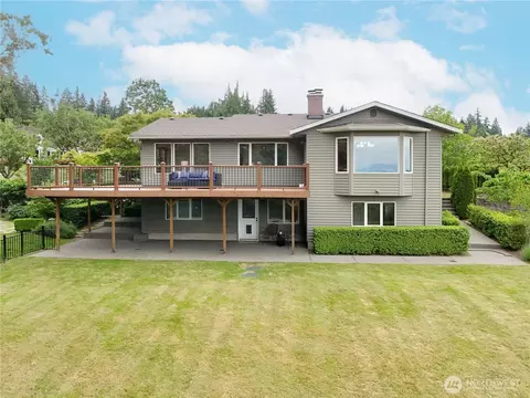 9315 36th Ave SE, Everett, WA 98208
