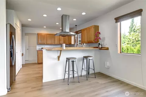 Kitchen - 9315 36th Ave SE, Everett, WA 98208 photo 4 of 4