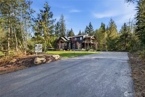 23420 253rd Ave SE, Maple Valley, WA 98038