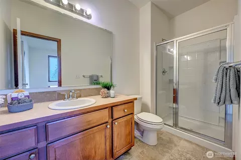 Bath - 22820 41st Dr SE, Bothell, WA 98021 photo 2 of 4