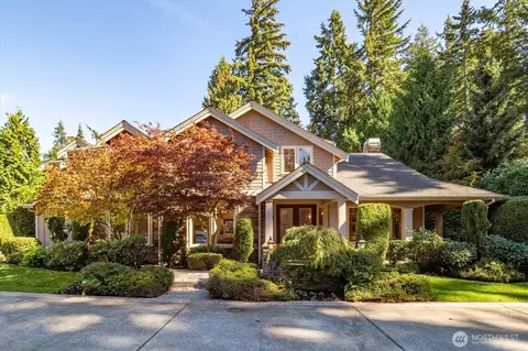 10705 226th St SW, Edmonds, WA 98020