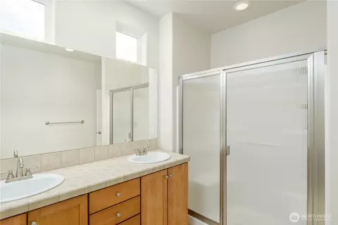 Bath - 10 E Lobelia Dr, Sequim, WA 98382 photo 2 of 5
