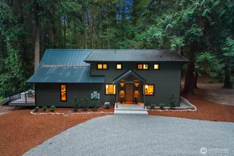 12930 SW 204th St, Vashon, WA 98070