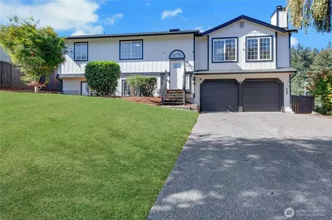 9435 Summerfield Loop SE, Olympia, WA 98513