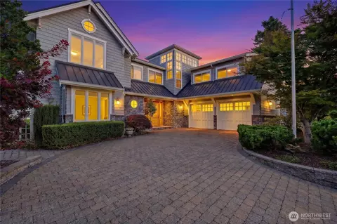 258 Gough Rd, Camano Island, WA 98282