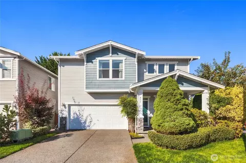 417 Hoquiam Pl NE, Renton, WA 98059