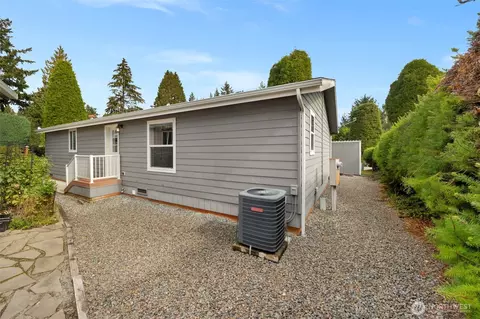 Exterior - 23825 15th Ave SE #20, Bothell, WA 98021 photo 4 of 5