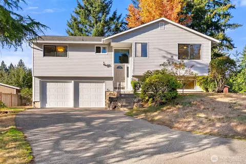 3805 224th Pl SW, Mountlake Terrace, WA 98043