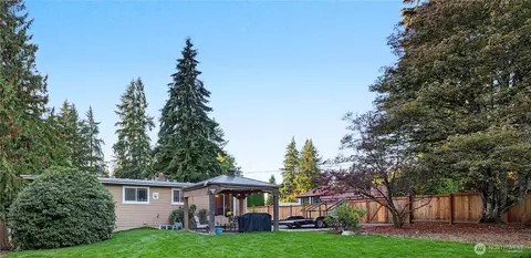 Exterior - 24105 3rd Pl W, Bothell, WA 98021 photo 3 of 4