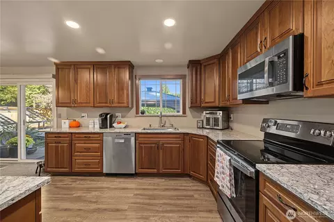 Kitchen - 24105 3rd Pl W, Bothell, WA 98021 photo 1 of 2