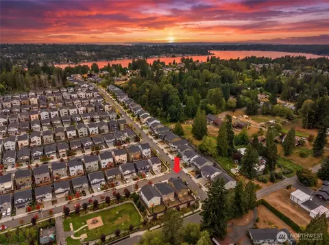 904 122nd Ave SE, Lake Stevens, WA 98258