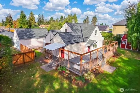 12119 24th St E, Edgewood, WA 98372
