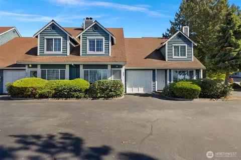 4307 164th St SW #102, Lynnwood, WA 98087