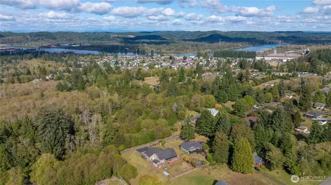 901 Dewitt Dr, Cosmopolis, WA 98537 photo 9