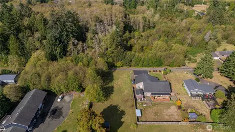 901 Dewitt Dr, Cosmopolis, WA 98537 photo 10