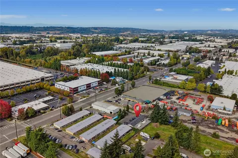 21902 84th Ave S, Kent, WA 98032