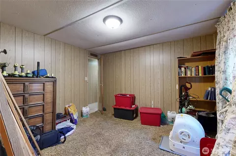 Bedroom - 1341 Brooklyn Dr, Walla Walla, WA 99362 photo 5 of 5
