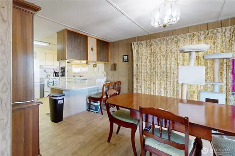 Dining - 1341 Brooklyn Dr, Walla Walla, WA 99362 photo 3 of 3