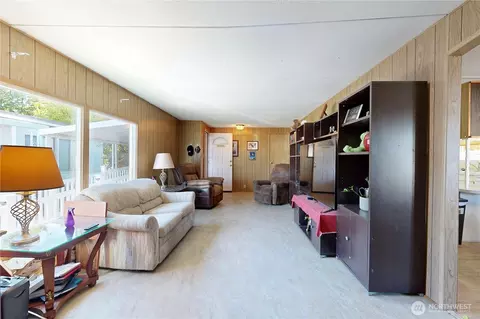 Living - 1341 Brooklyn Dr, Walla Walla, WA 99362 photo 3 of 3