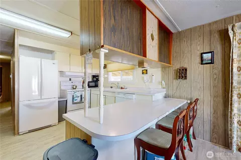 Kitchen - 1341 Brooklyn Dr, Walla Walla, WA 99362 photo 1 of 2