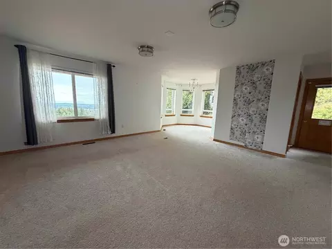 Living - 811 Fox Hollow Rd, Sequim, WA 98382 photo 5 of 5