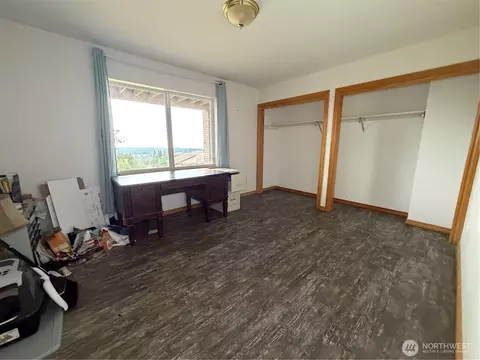 Bedroom - 811 Fox Hollow Rd, Sequim, WA 98382 photo 7 of 7