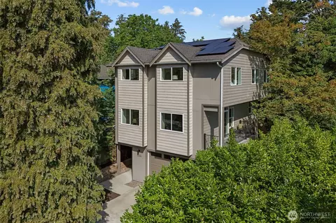 4812 S Frontenac St, Seattle, WA 98118